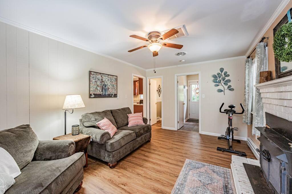 Kelly'S Comfortable Quinton Home Екстер'єр фото