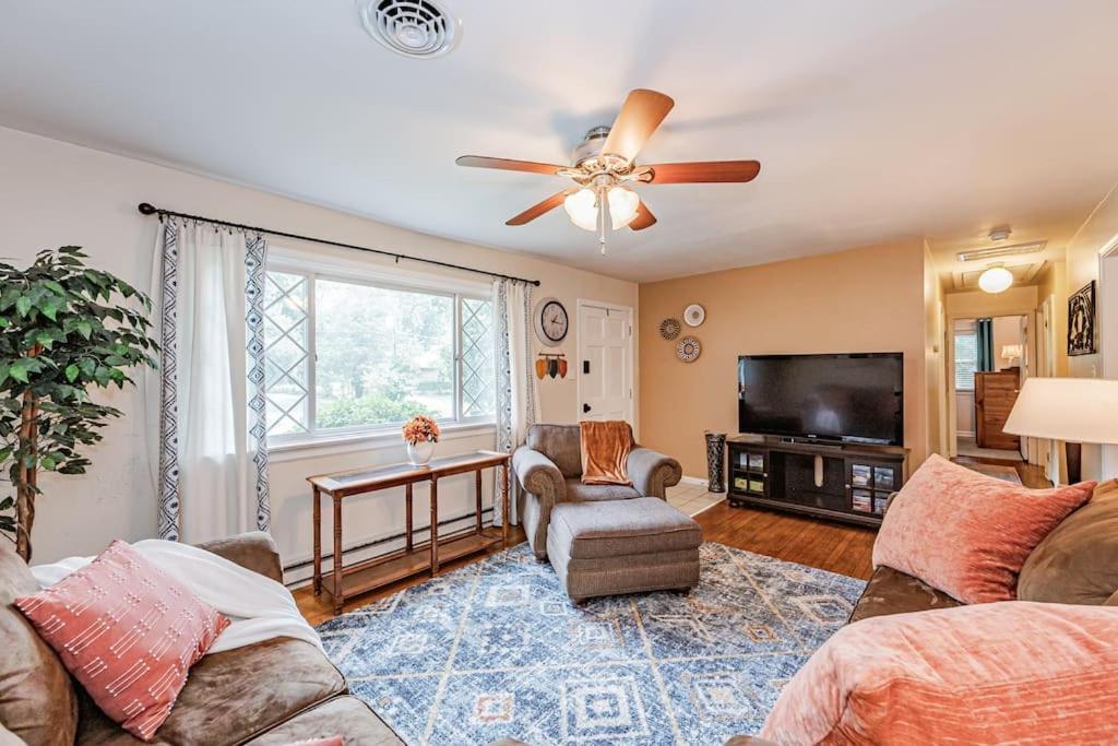 Kelly'S Comfortable Quinton Home Екстер'єр фото
